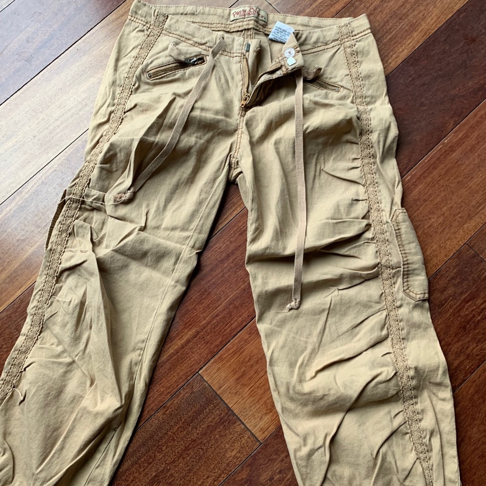 Paris Blues Women's Cotton & Lace Capri Pants Small 2